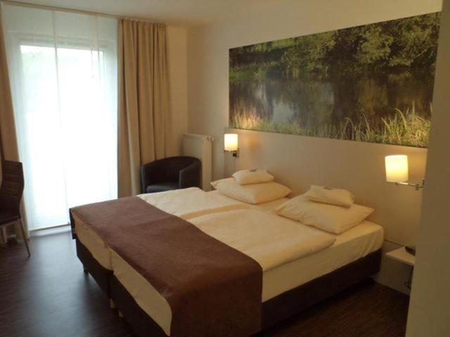 Das Neue Hotel Am Park 프론덴베르크 객실 사진